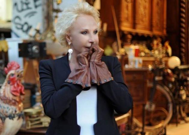 ΖΩΗ ΛΑΣΚΑΡΗ