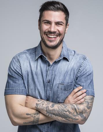 ΑΚΗΣ ΠΕΤΡΕΤΖΙΚΗΣ