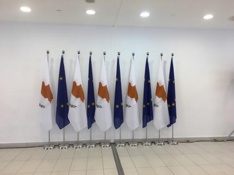 ΣΗΜΑΙΕΣ 