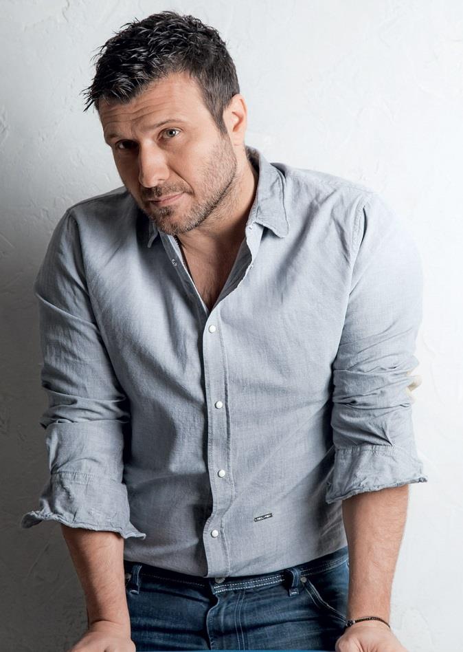 Γιάννης Πλούταρχος