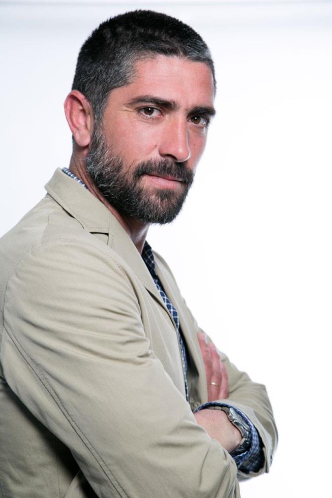 Μιχάλης Κωνσταντίνου