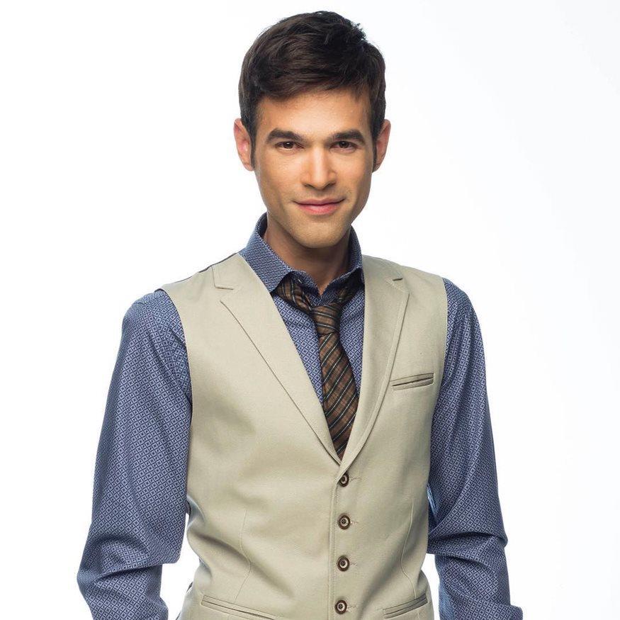 ΜΕΝΙΟΣ ΦΟΥΡΘΙΩΤΗΣ