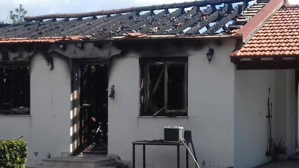 ΠΥΡΚΑΓΙΑ ΣΕ ΔΥΟ ΣΠΙΤΙΑ ΣΤΗΝ ΤΟΧΝΗ