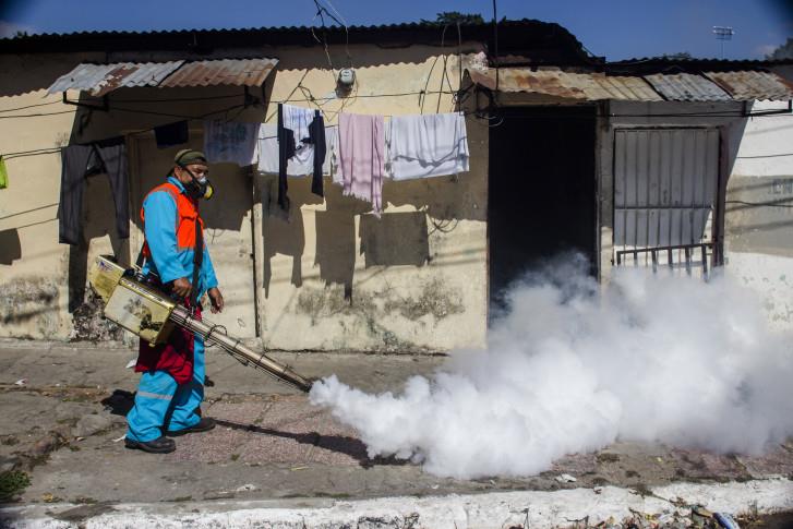 ZIKA PSEKASMOS