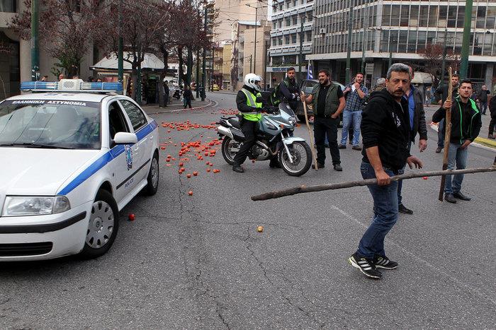 ΑΓΡΟΤΕΣ 8
