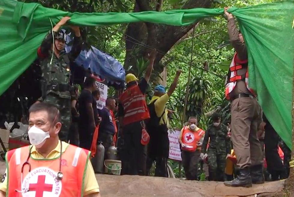 Rescue efforts continue for missing members of Thai youth soccer team