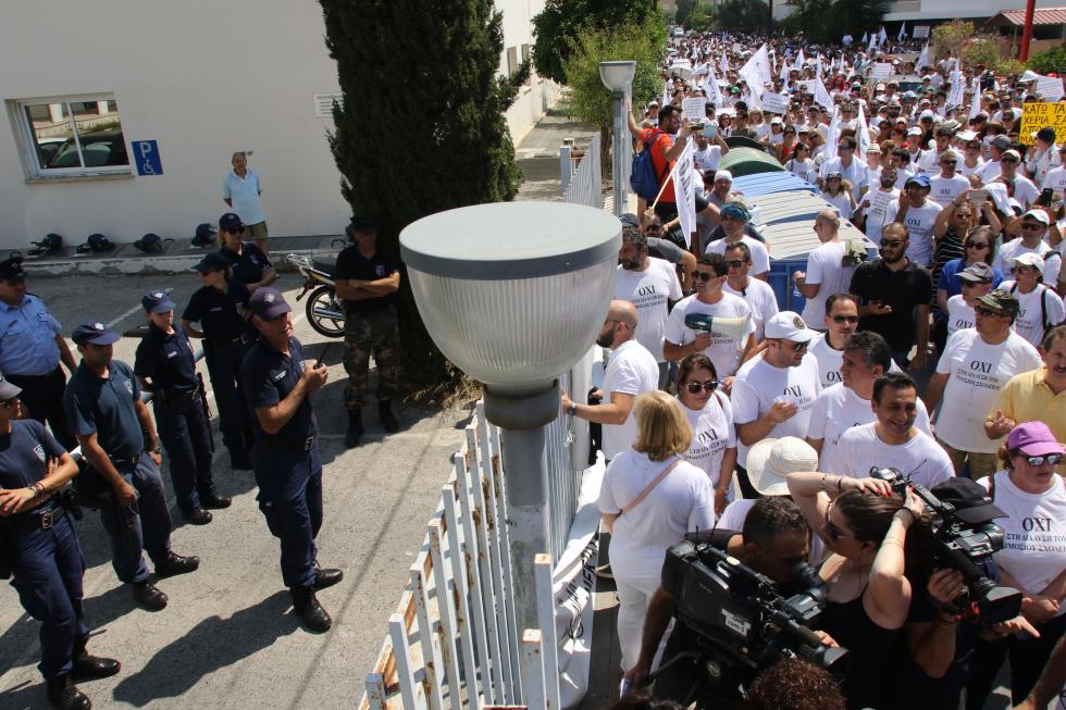 ΕΞΩ ΑΠΟ ΤΟ ΥΠΟΥΡΓΕΙΟ ΠΑΙΔΕΙΑΣ - ΕΚΠΑΙΔΕΥΤΙΚΟΙ ΔΙΑΜΑΡΤΥΡΙΑ