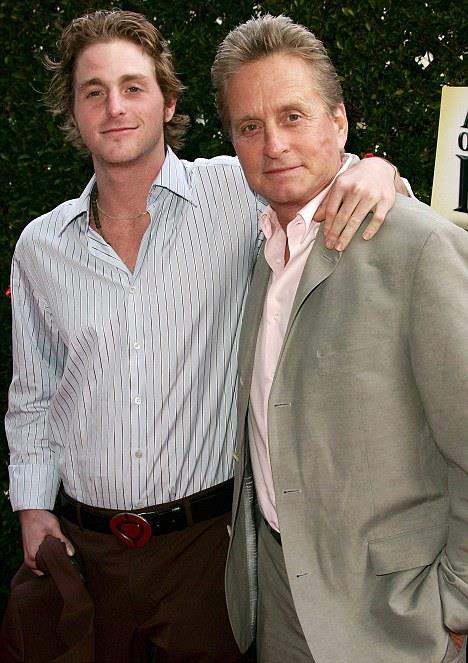 A FATHER, A SON, ONCE UPON A TIME IN HOLLYWOOD FILM PREMIERE, LOS ANGELES, AMERICA - 14 JUL 2005