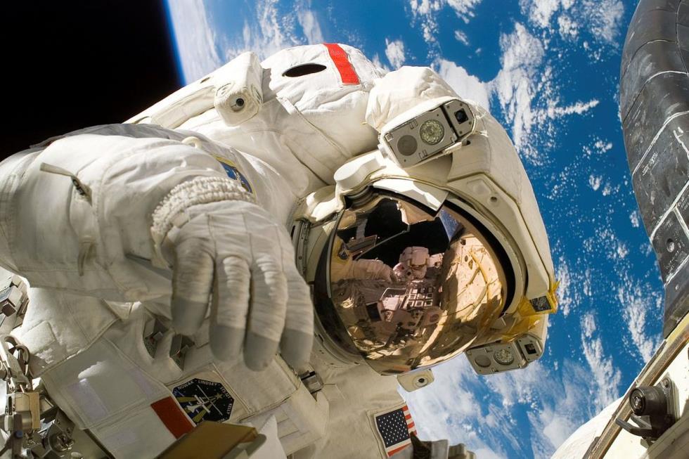 ASTRONAUTES