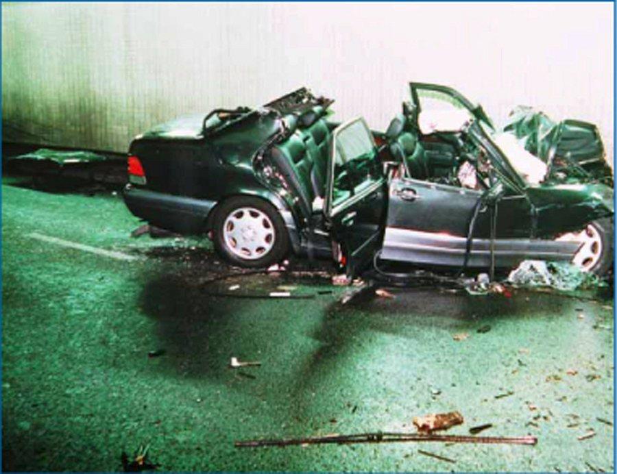 Wrecked Mercedes