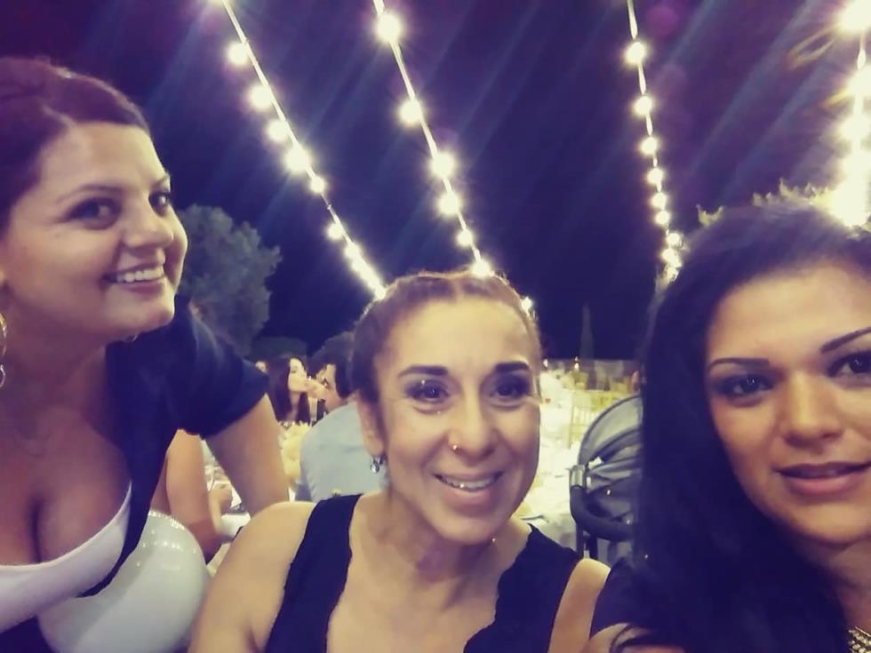 εε