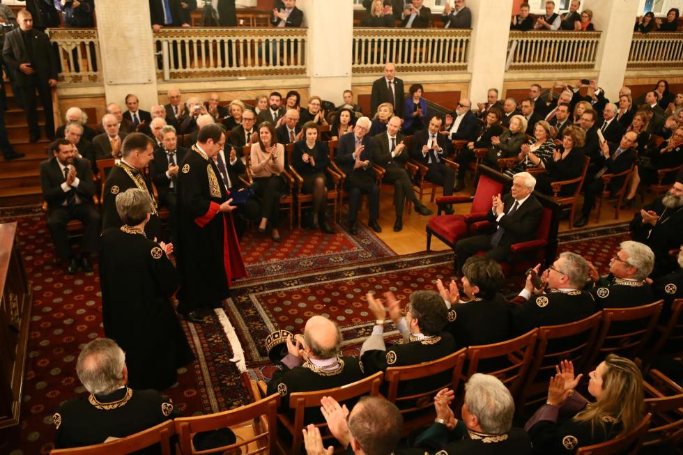 ΑΝΑΓΟΡΕΥΣΗ ΠΡΟΕΔΡΟΥ ΔΗΜΟΚΡΑΤΙΑΣ ΣΕ ΕΠΙΤΙΜΟ ΔΙΔΑΚΤΟΡΑ 2