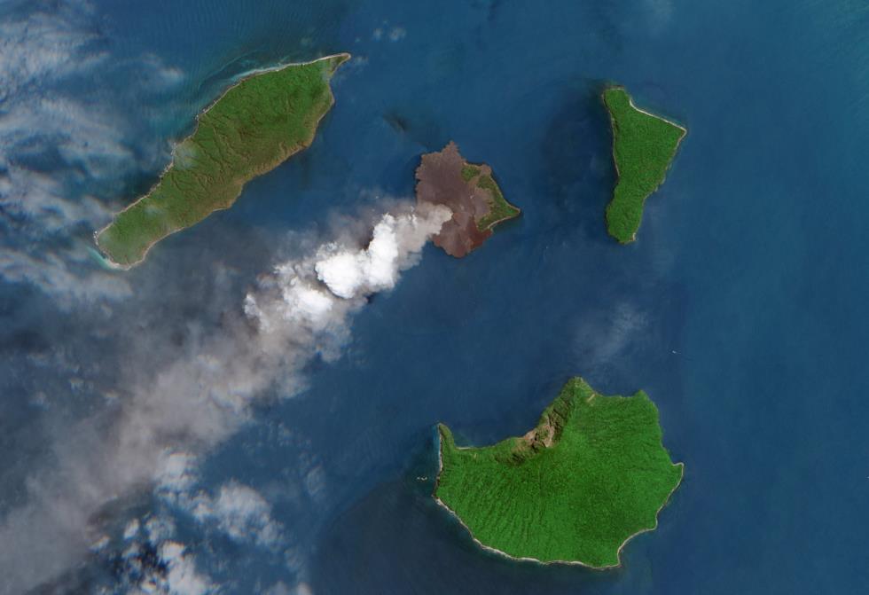 Indonesias Mount Krakatoa erupts in the Sunda Strait