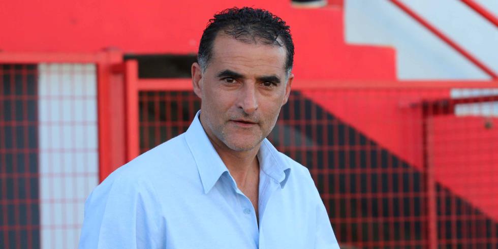 Ο Κώστας Μαλέκκος