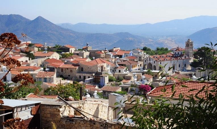 Λεύκαρα