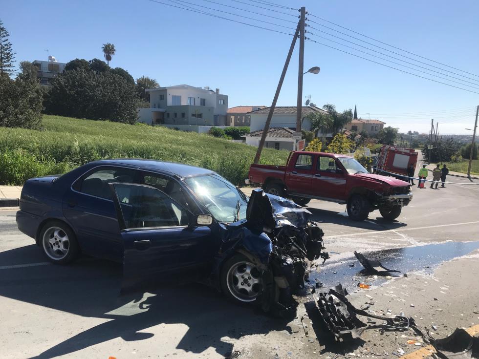 ΘΑΝΑΤΗΦΟΡΟ ΔΥΣΤΥΧΗΜΑ ΣΗΜΕΙΩΘΗΚΕ ΣΤΟ ΔΡΟΜΟ ΨΕΜΑΤΙΣΜΕΝΟΥ - ΜΑΡΩΝΙΟΥ