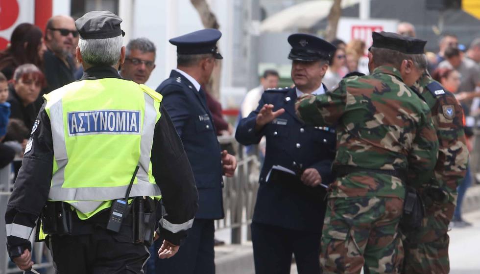 ΠΑΡΕΛΑΣΗ 4