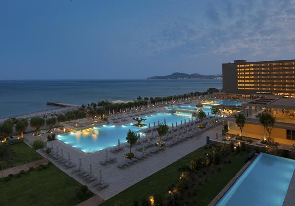 amadacolossosresortrodos