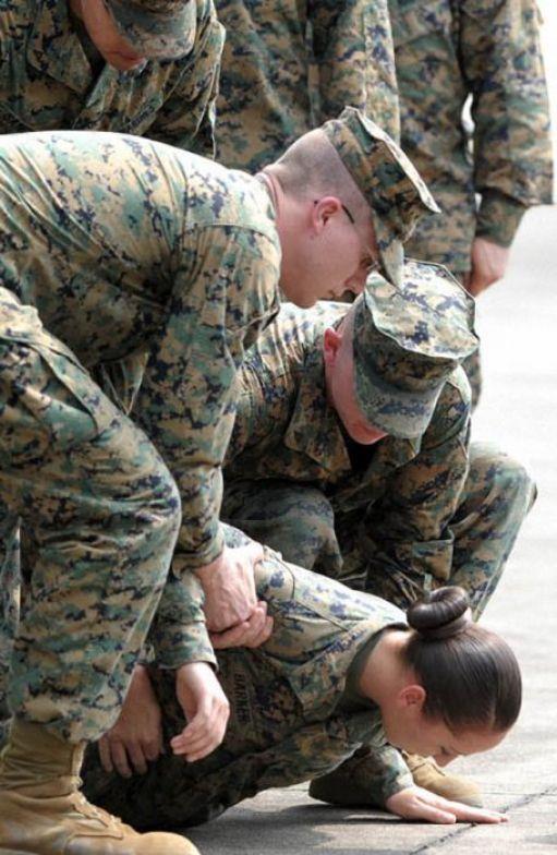 Soldiers_Fainting_7.jpg