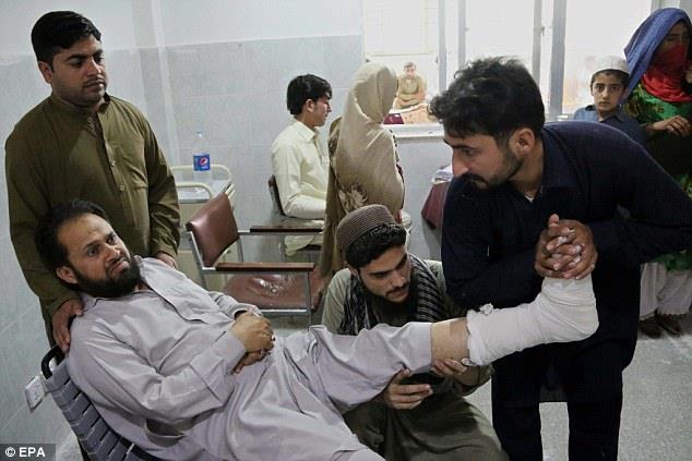 PAKISTAN 3