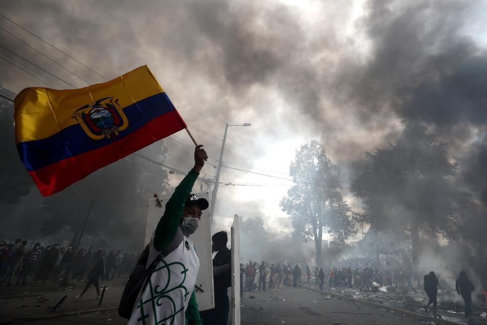 Ten days of protests in Ecuador due government agreement with IMF