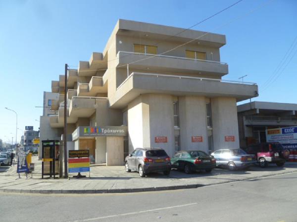 lakatamia1030003