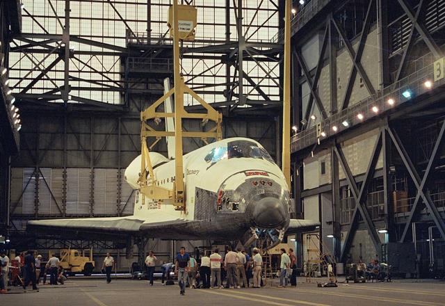 Space Shuttle Discovery