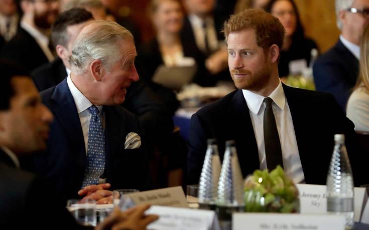 Britain Shrinking Monarchy