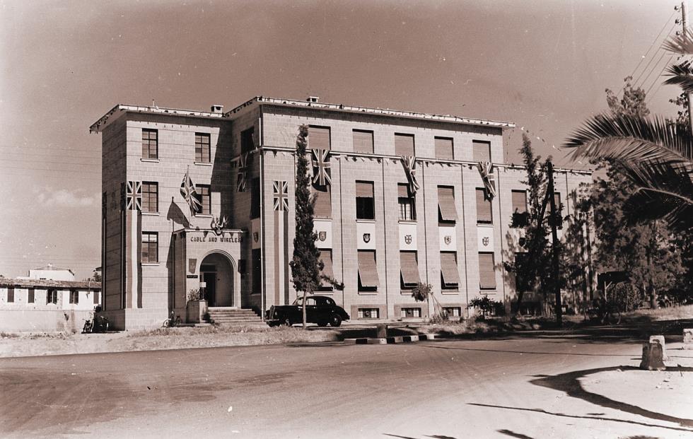 C1