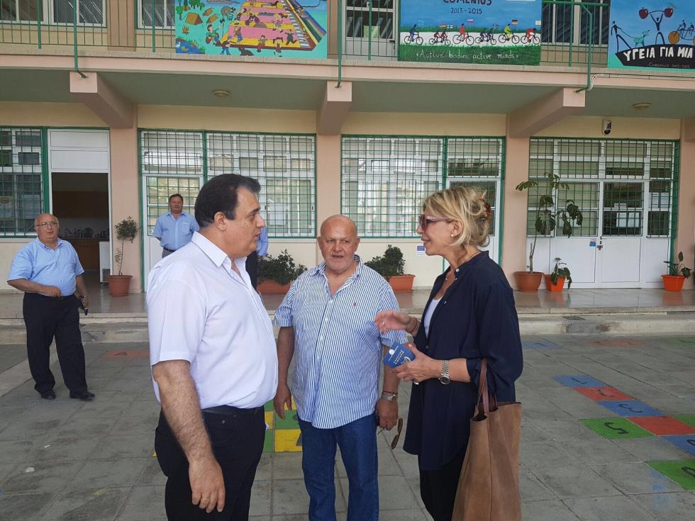 Η Ελίτα Μιχαηλίδου συνομιλεί με τον Δήμαρχο Γερμασόγειας, κ. Γαβριηλίδη