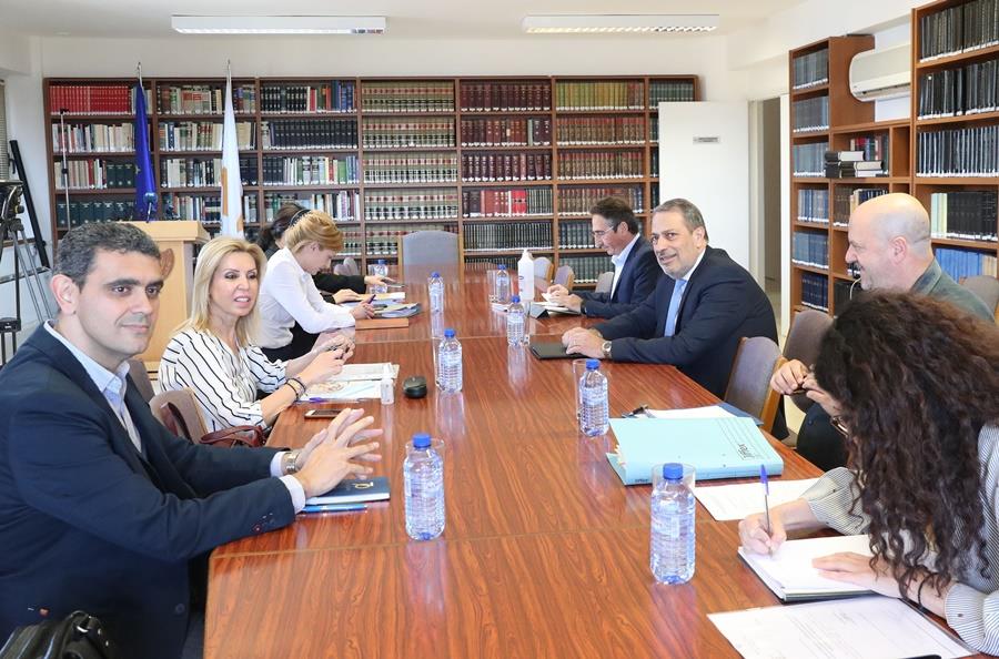 Υπουργός Δικαιοσύνης – Επιτροπή γ
