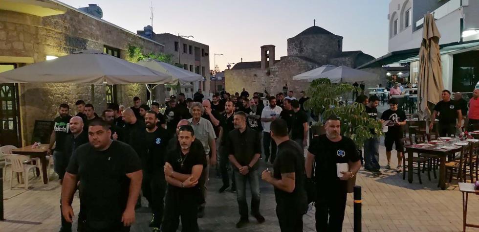 ΠΕΡΙΟΔΕΙΑ ΕΛΑΜ ΣΤΗ ΧΛΩΡΑΚΑ