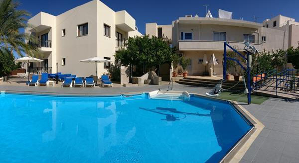 cahotelapts