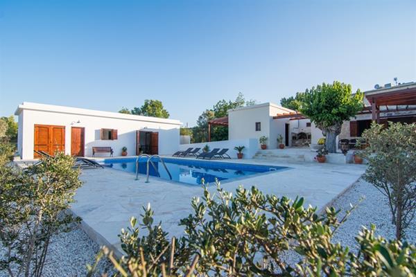 Chloes-House