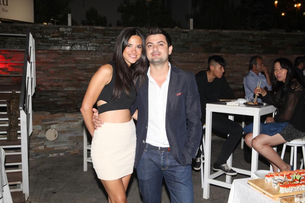 Samantha Garcia, Νικόλας Κάρουλλας.
