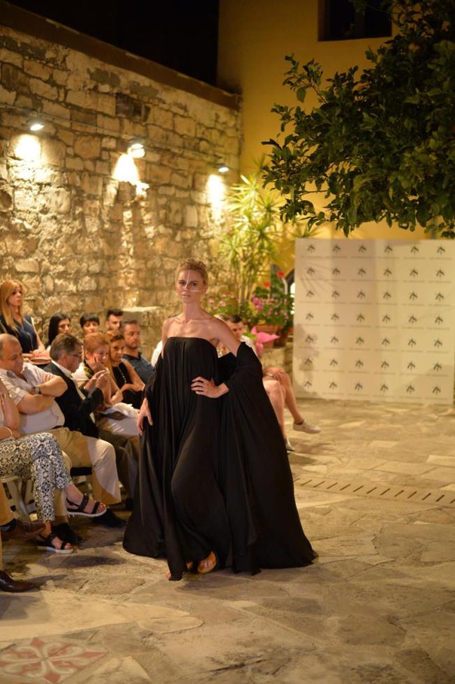 Πλάνο από την επίδειξη μόδας