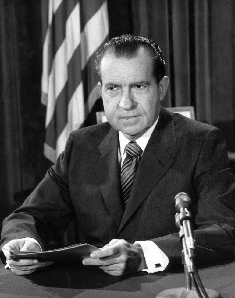 BIO NIXON