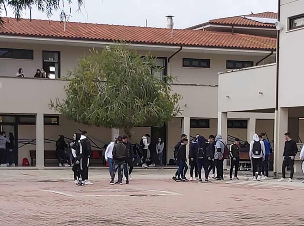ΠΣΕΜ - ΔΙΩΡΗ ΑΠΟΧΗ ΑΠΟ ΤΑ ΜΑΘΗΜΑΤΑ