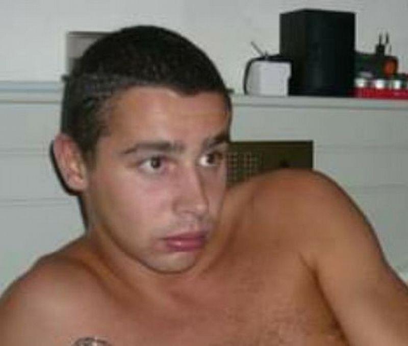 3821775845475576 26310 P 800 800