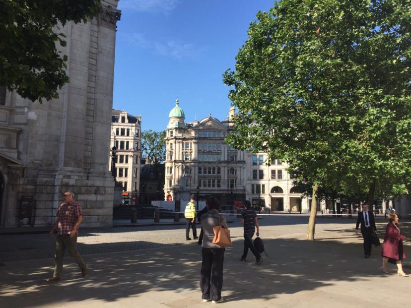 LONDON 2