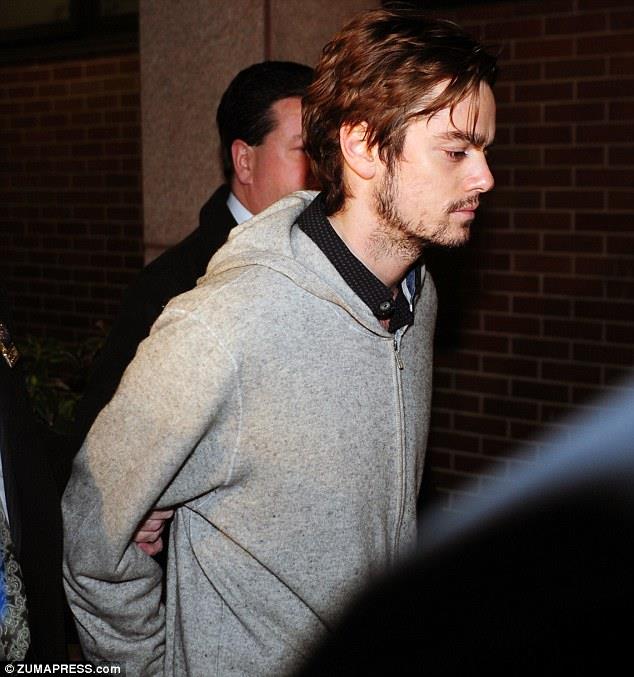 3851260268744065 article-2430207-18362D5700000578-255 634x677