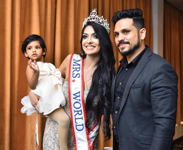 3871876455027667 Caroline Jurie  artcafe (3)