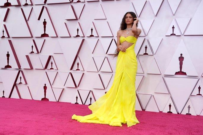 3886612383144984 zendaya