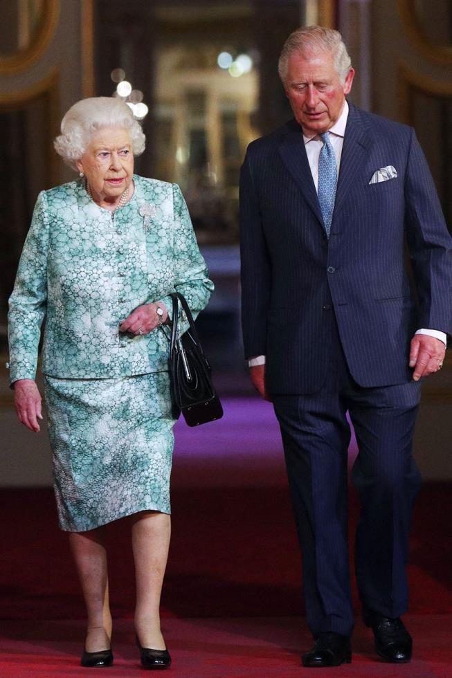 3887566894586459 prince-charles-queen-elizabeth-cancel-events