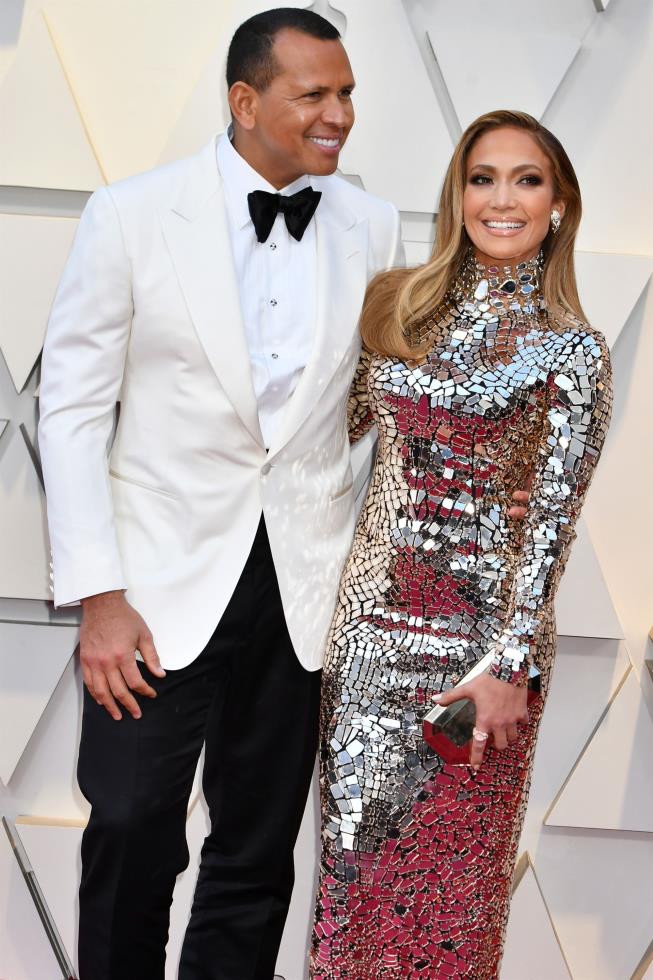 3894450653614530 alex-rodriguez-and-jennifer-lopez-attends-the-91st-annual-news-photo-1127185209-1551055857