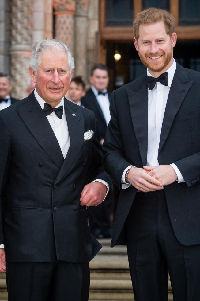 3904767589494058 1140417425