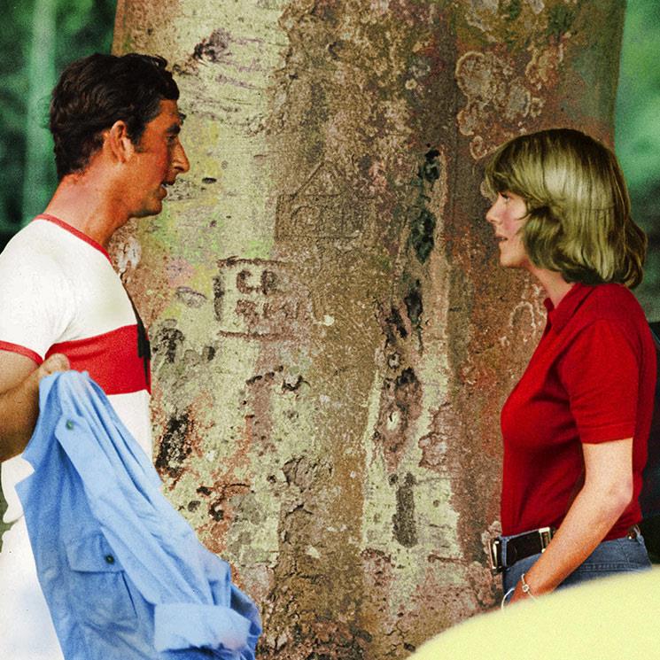 3909972501966618 prince-charles-and-camilla-by-tree-m