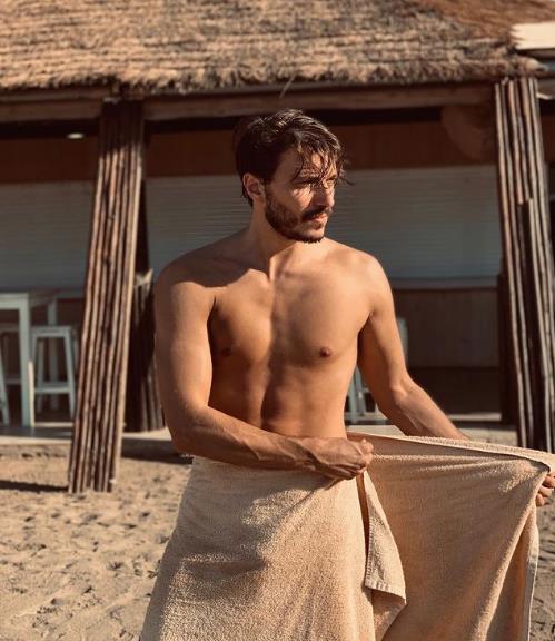 3921189932485739 image