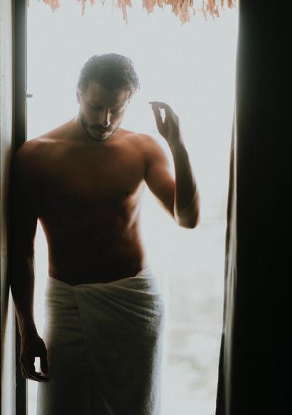 3921188976349481 image