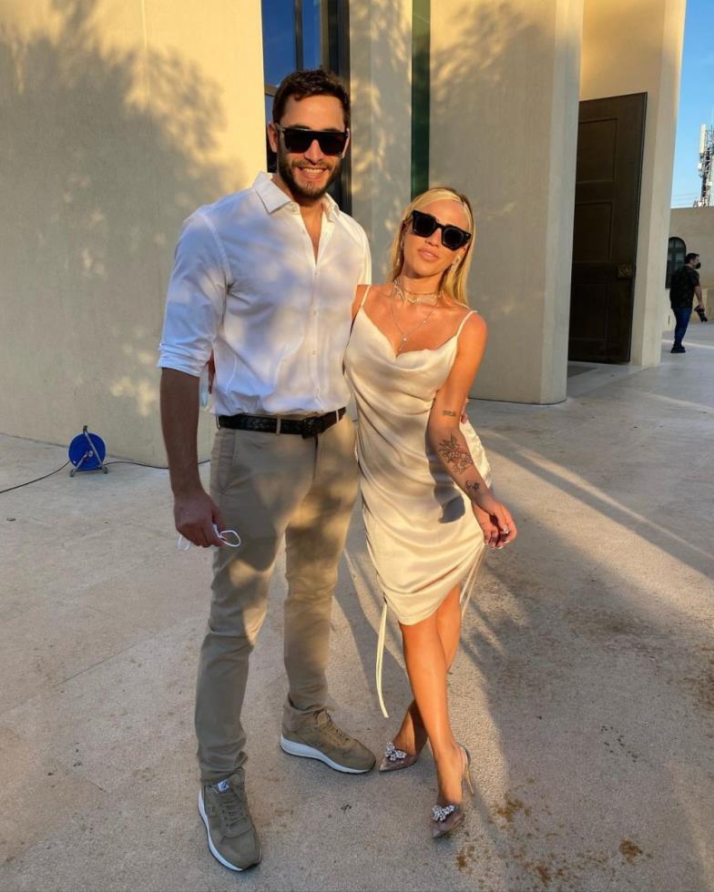 3923002165154488 koni2